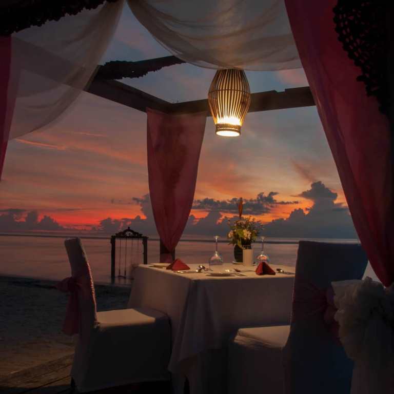 hotel lombok ombak sunset dinner
