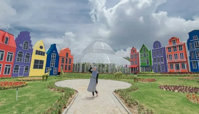 Flora Wisata San Terra tempat wisata malang