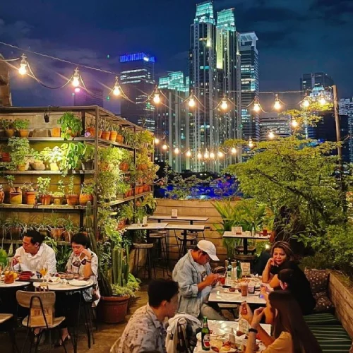 Tempat Wisata di jakarta Hause Rooftop