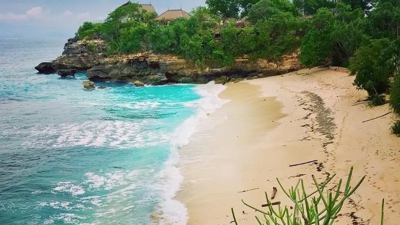 destinasi wisata bali Secret Beach Nusa Lembongan