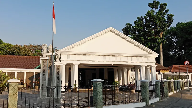 tempat wisata jakarta Museum Prasasti