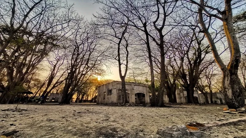 tempat wisata jakarta Pulau Onrust