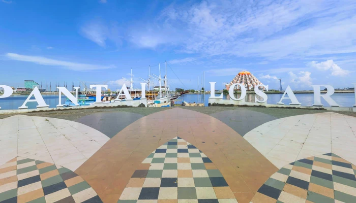 tempat wisata makassar pantai losari (1)