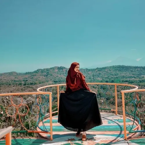 tempat Wisata di Klaten Pesona Puncak Arjuna Sidowayah