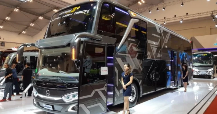 jenis bus Bus Ultra High Decker (UHD)