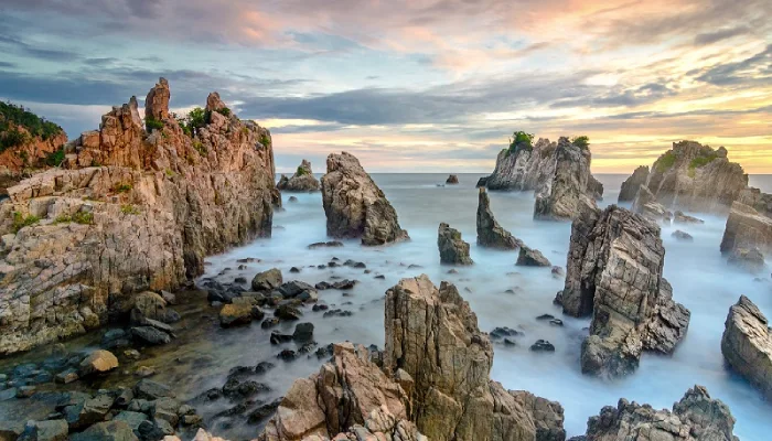 Tempat Wisata Lampung Pantai Gigi Hiu