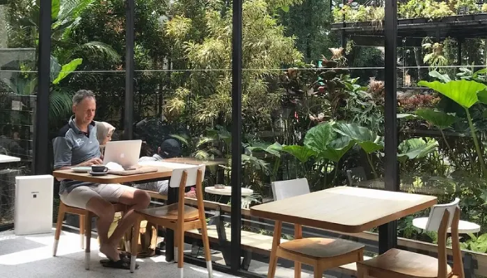 Cafe Konsep Garden di Jabodetabek POPOLO Coffee Sentul