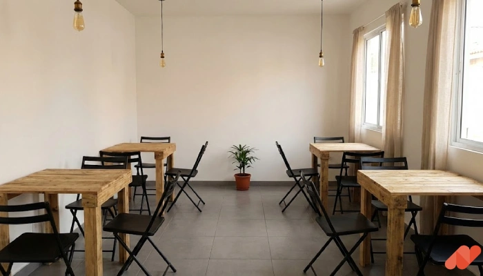 Furnitur Kayu Sederhana