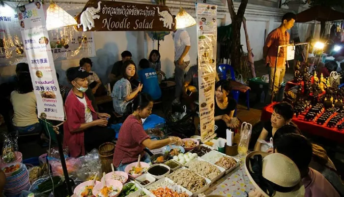 Aktivitas seru di Thailand Street Food Populer